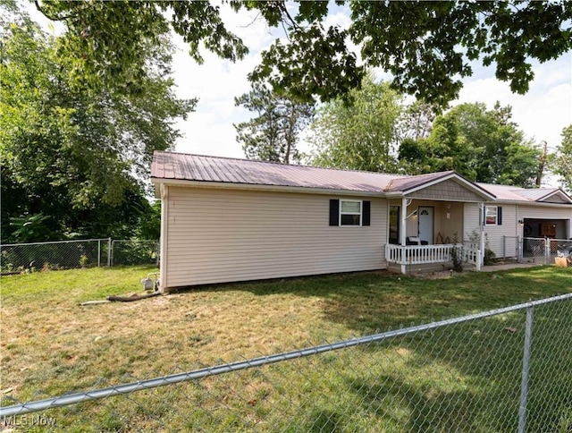 659 E Main St, Gnadenhutten, OH 44629 - photo 3