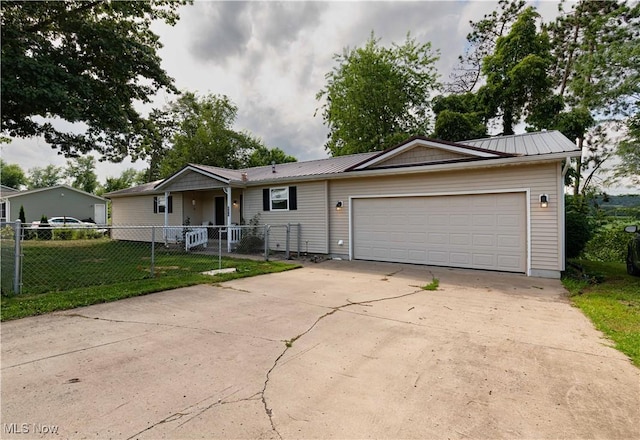 659 E Main St, Gnadenhutten, OH 44629 - photo 6