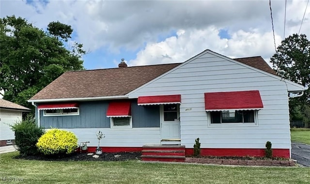 4935 N Randall Dr, North Randall, OH 44128 - photo 1