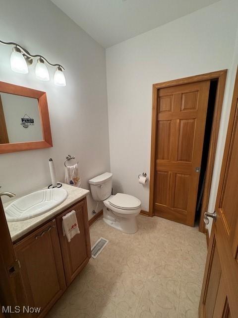 38332 N Beachview Rd, Willoughby, OH 44094 - photo 29