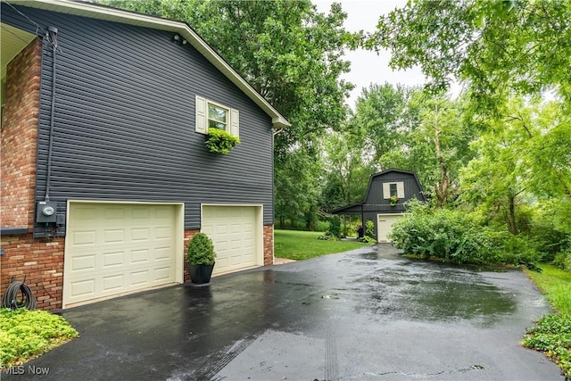 5366 Smith Kramer St NE, Hartville, OH 44632 - photo 3