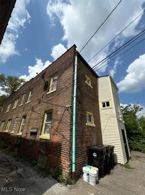3447 E 140th St, Cleveland, OH 44120 - photo 4