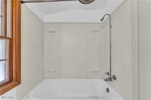 5817 Turney Rd, Garfield Heights, OH 44125 - photo 23