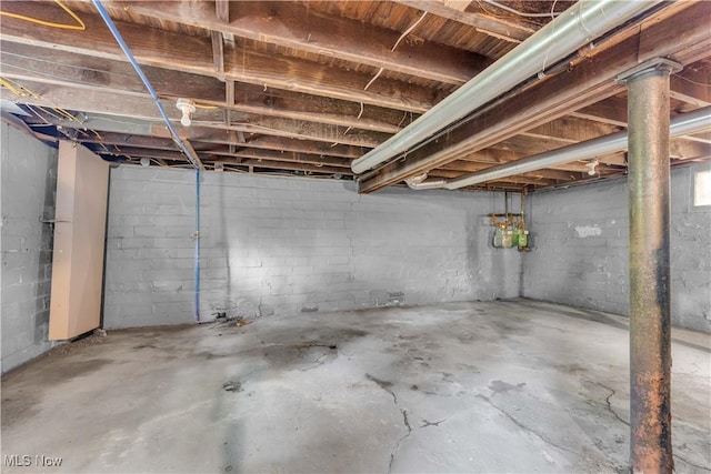 14106 Sylvia Ave, Cleveland, OH 44110 - photo 30