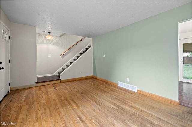 856 Fairwood Blvd, Elyria, OH 44035 - photo 4