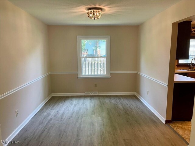 405 Naples Dr, Elyria, OH 44035 - photo 7