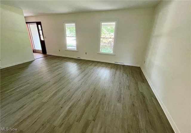 405 Naples Dr, Elyria, OH 44035 - photo 5