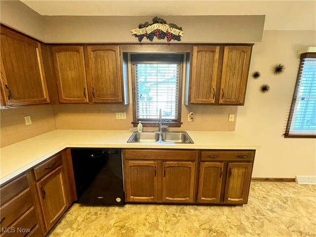 405 Naples Dr, Elyria, OH 44035 - photo 12