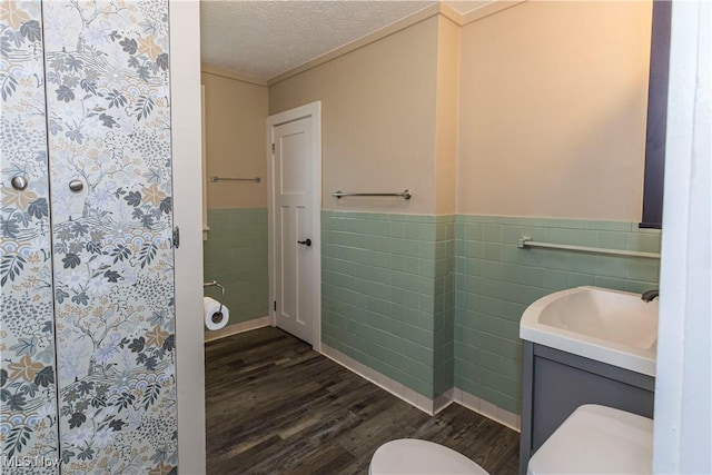 2823 Kirby Ave NE, Canton, OH 44705 - photo 22