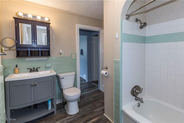 2823 Kirby Ave NE, Canton, OH 44705 - photo 24