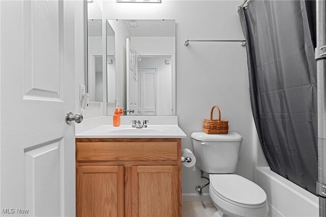 1568 Wellingshire Cir, Cuyahoga Falls, OH 44221 - photo 25