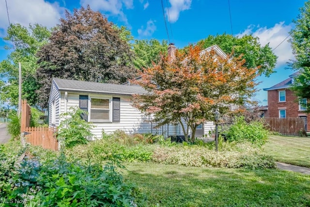 827 9th St NE, Massillon, OH 44646 - photo 2