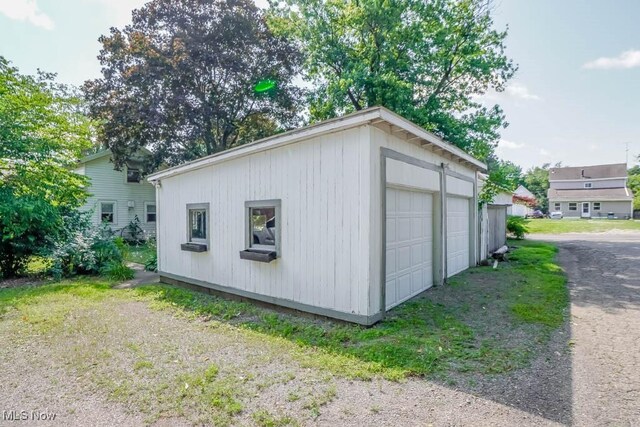 827 9th St NE, Massillon, OH 44646 - photo 45
