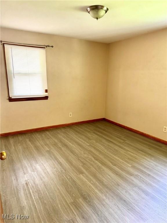61 S Hartford Ave, Youngstown, OH 44509 - photo 13