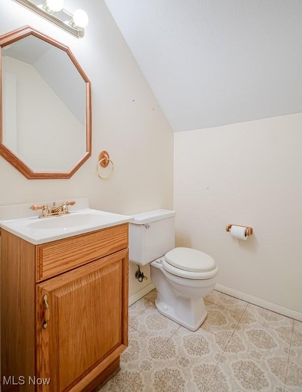 6472 Rosebelle Ave, North Ridgeville, OH 44039 - photo 16