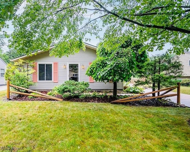 6472 Rosebelle Ave, North Ridgeville, OH 44039 - photo 1