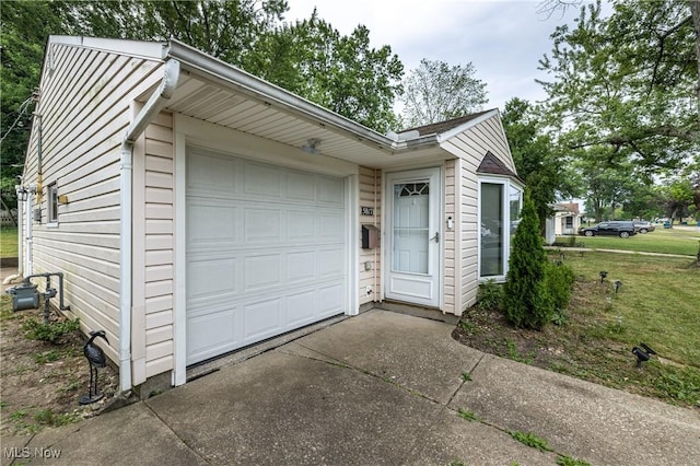 5817 Kings Hwy, Parma Heights, OH 44130 - photo 2