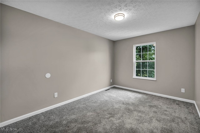142 S Seneca Ave, Alliance, OH 44601 - photo 23