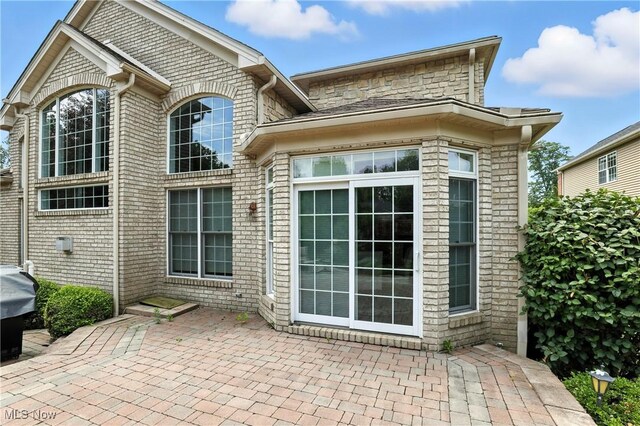 31000 Logan Ct, Westlake, OH 44145 - photo 7