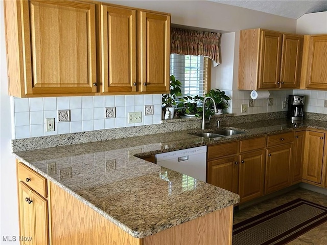 15579 Oak Hollow Ln, Strongsville, OH 44149 - photo 28