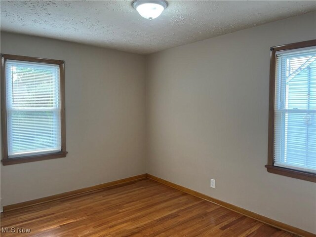 5318 Elmwood Ave, Maple Heights, OH 44137 - photo 11