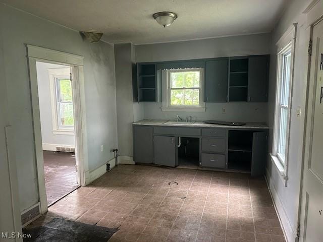 444 Emery Ave, Youngstown, OH 44507 - photo 4