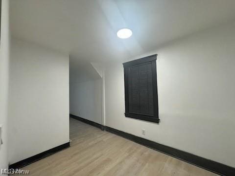 7728 Colgate Ave, Cleveland, OH 44102 - photo 17