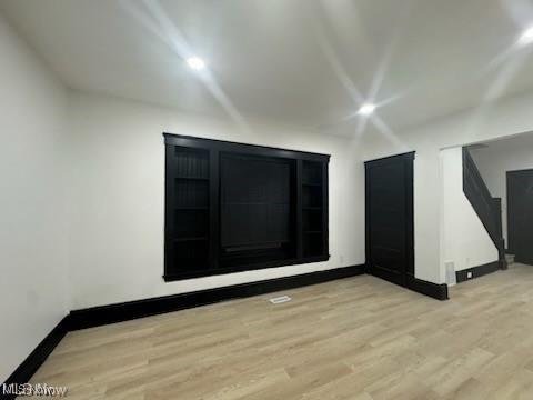7728 Colgate Ave, Cleveland, OH 44102 - photo 10
