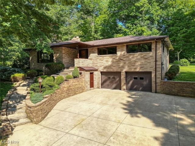 1341 Valley Dr, Akron, OH 44312 - photo 3