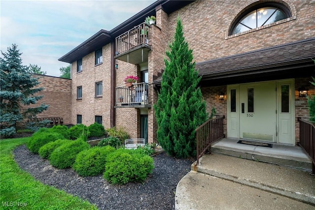 550 Tollis Unit 105, Broadview Heights, OH 44147 - photo 2