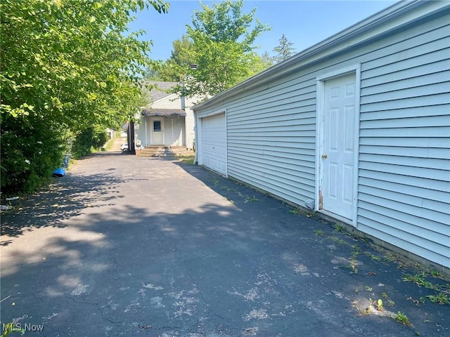 1568 Sunview Rd, Lyndhurst, OH 44124 - photo 47