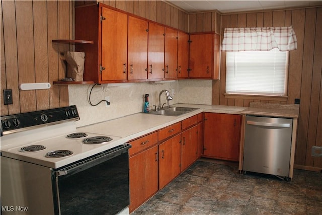 142 N 5th St, Mcconnelsville, OH 43756 - photo 20