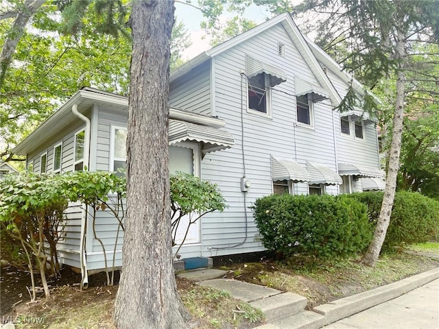 221 Mulberry St, Berea, OH 44017 - photo 1