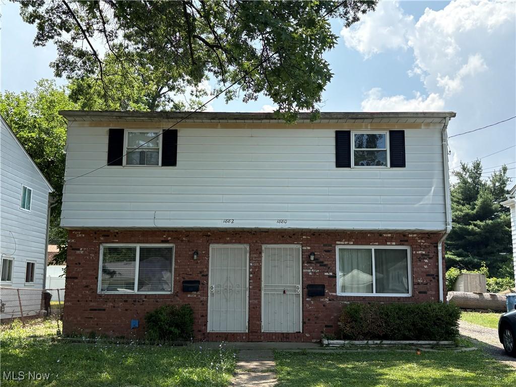 1880 E 37th St, Lorain, OH 44055 - photo 1