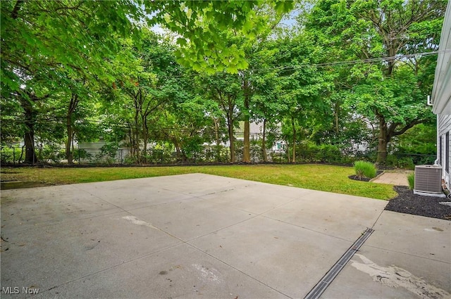 20950 Halworth Rd, Shaker Heights, OH 44122 - photo 39