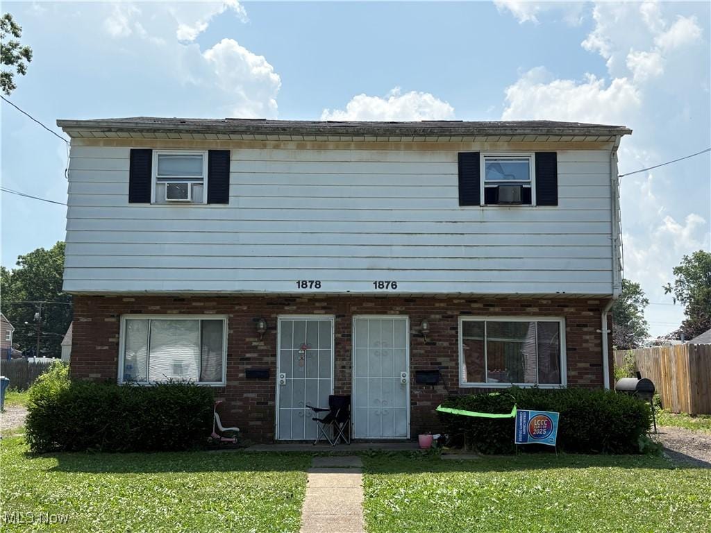 1876 E 37th St, Lorain, OH 44055 - photo 1
