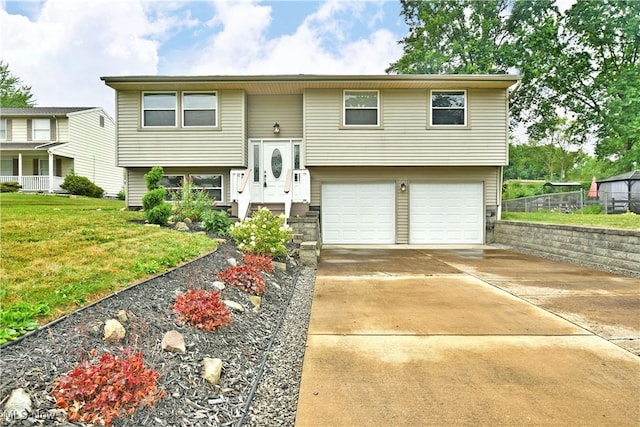 732 Laurelwood Dr SE, Warren, OH 44484 - photo 1