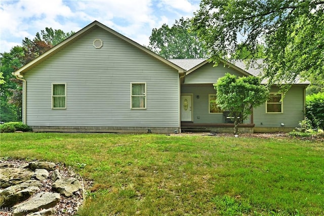 2669 Edgewater Dr, Cortland, OH 44410 - photo 1