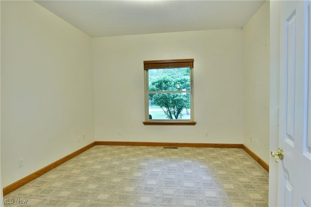 2669 Edgewater Dr, Cortland, OH 44410 - photo 28