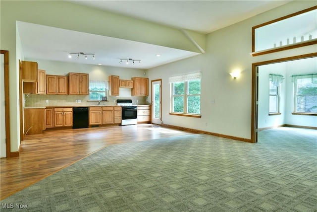 2669 Edgewater Dr, Cortland, OH 44410 - photo 14
