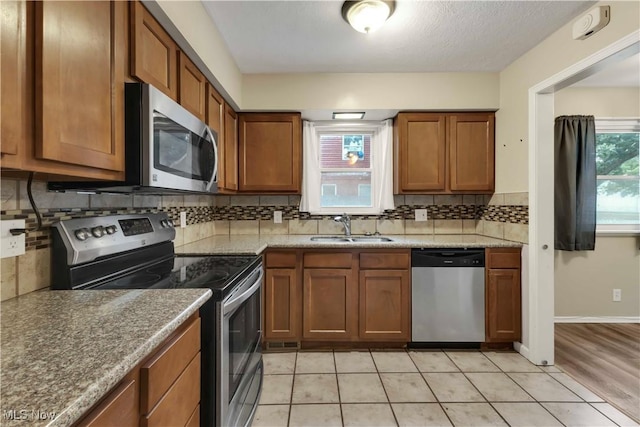 635 E 261st St, Euclid, OH 44132 - photo 9