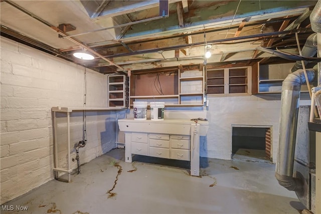 9518 Plymouth Ave, Cleveland, OH 44125 - photo 33