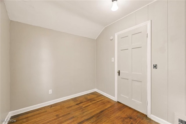 9518 Plymouth Ave, Cleveland, OH 44125 - photo 28