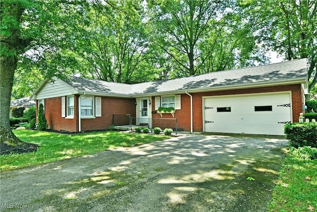 225 Sleepy Hollow Dr, Canfield, OH 44406 - photo 1