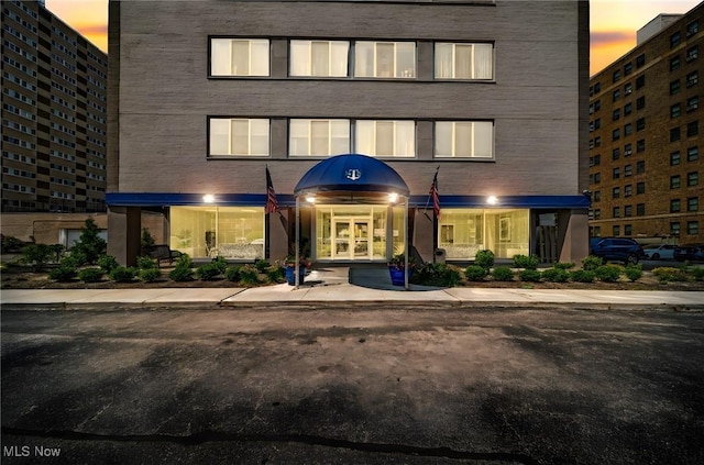 12520 Edgewater Dr Unit 210, Lakewood, OH 44107 - photo 1