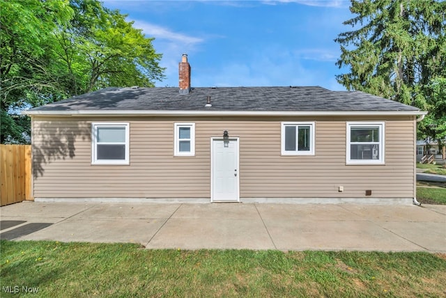 912 Peckham St, Akron, OH 44320 - photo 32