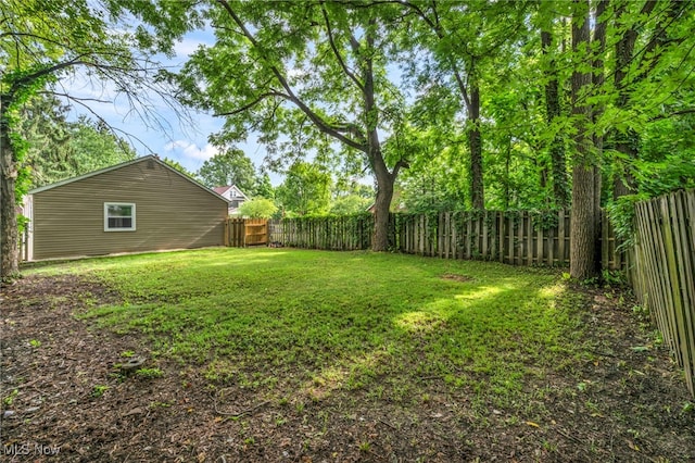 912 Peckham St, Akron, OH 44320 - photo 35