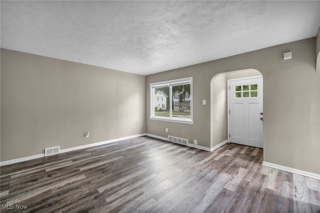 912 Peckham St, Akron, OH 44320 - photo 5