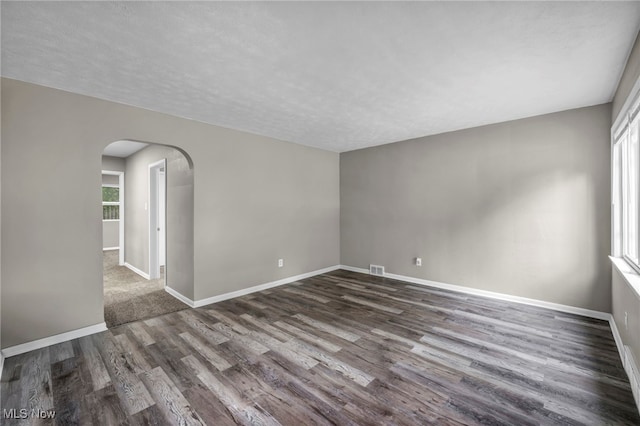 912 Peckham St, Akron, OH 44320 - photo 8