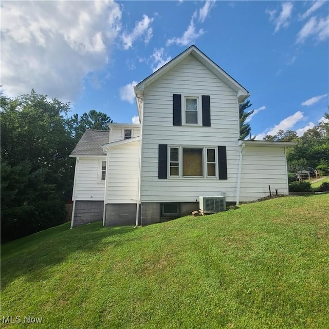 113 Roby St, Adena, OH 43901 - photo 2